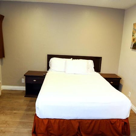 Anaheim Executive Inn&Suites Exterior foto